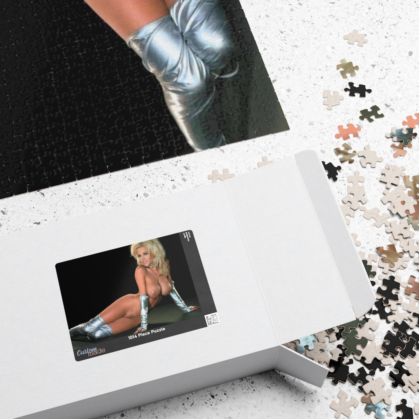 Puzzle (110, 252, 520, 1014-piece) Pornstar Chloe Jones Nude