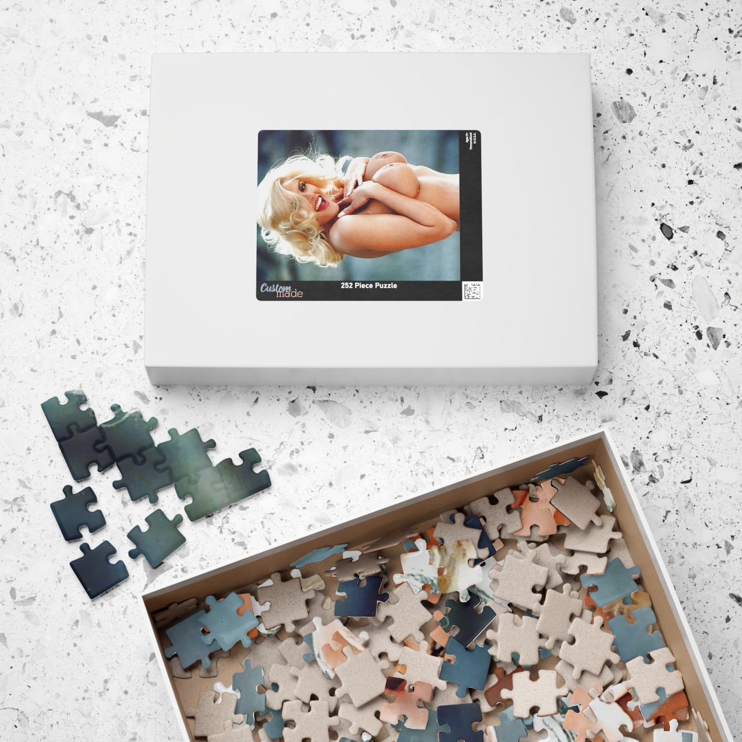 Puzzle (110, 252, 500, 1014-piece) Anna Nicole Smith Nude #14