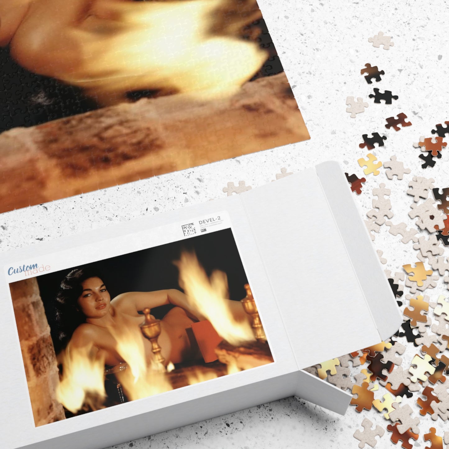Puzzle (110, 252, 500, 1014-piece) Playboy Playmate December 1957 Linda Vargas