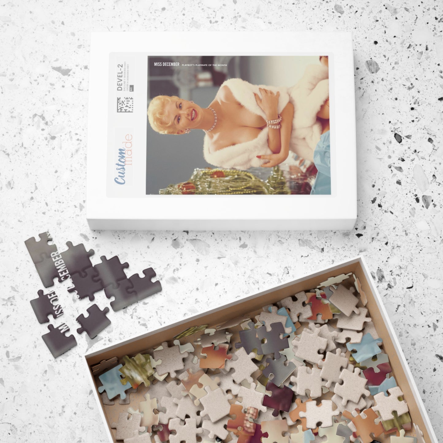 Puzzle (110, 252, 500, 1014-piece) Playboy Playmate December 1955 Janet Pilgrim