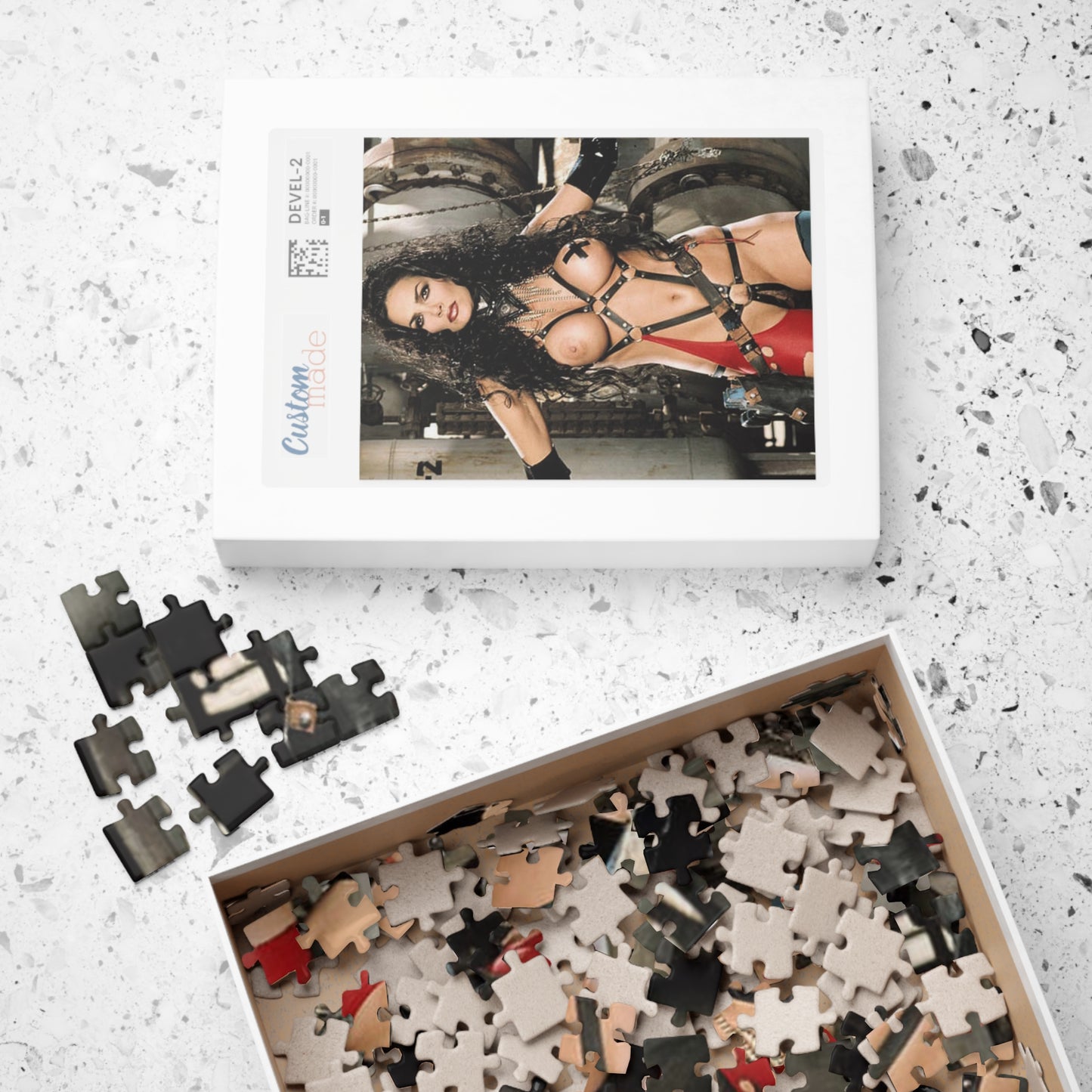 Puzzle (110, 252, 520, 1014-piece) Retro Adult Star Julie Strain