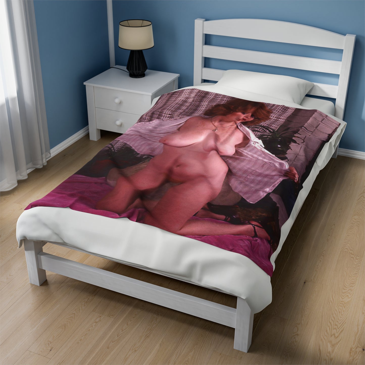 Velveteen Plush Blanket Retro Pornstar Lisa De Leeuw Nude