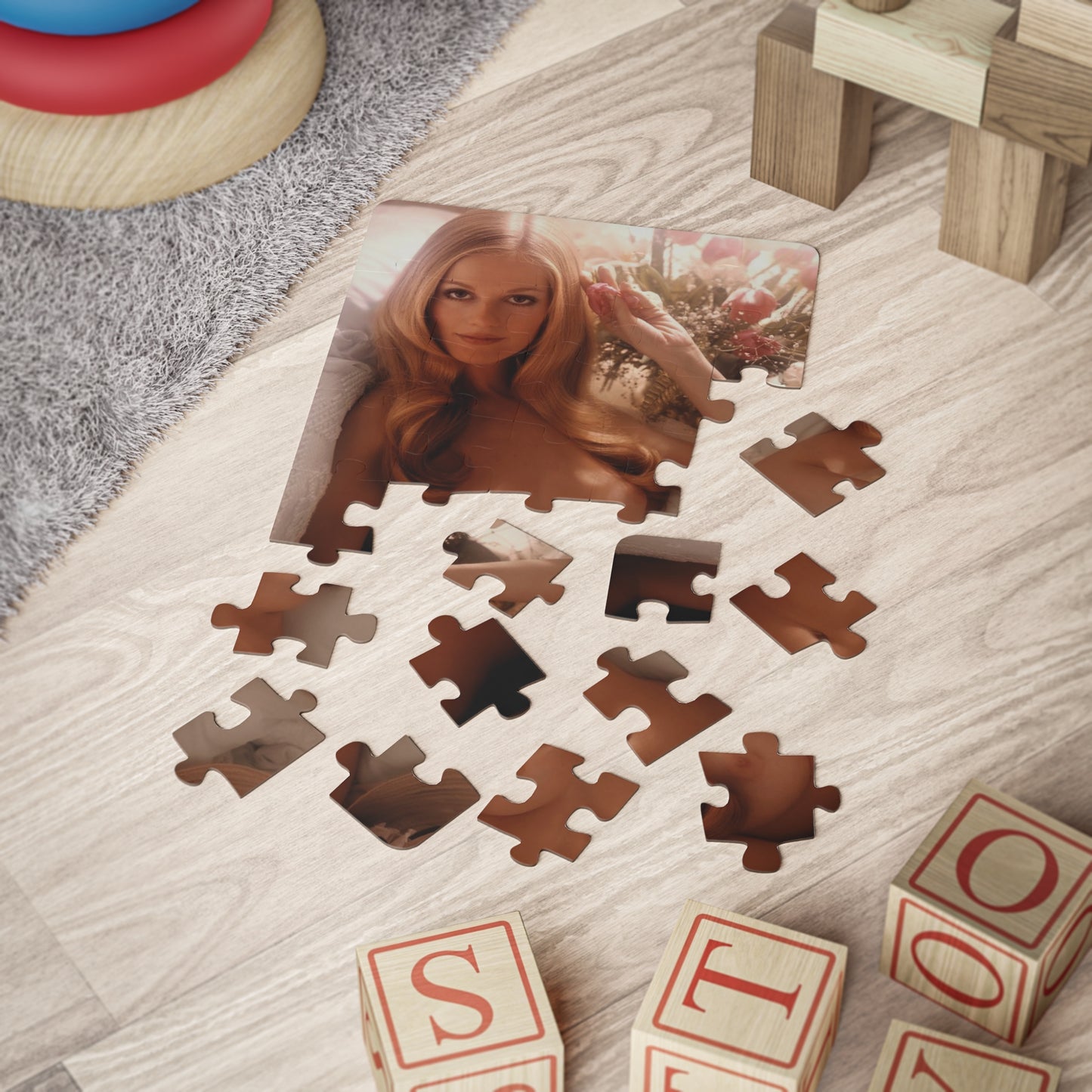 Puzzle, 30-Piece Playboy Playmate July 1973 Martha Smith