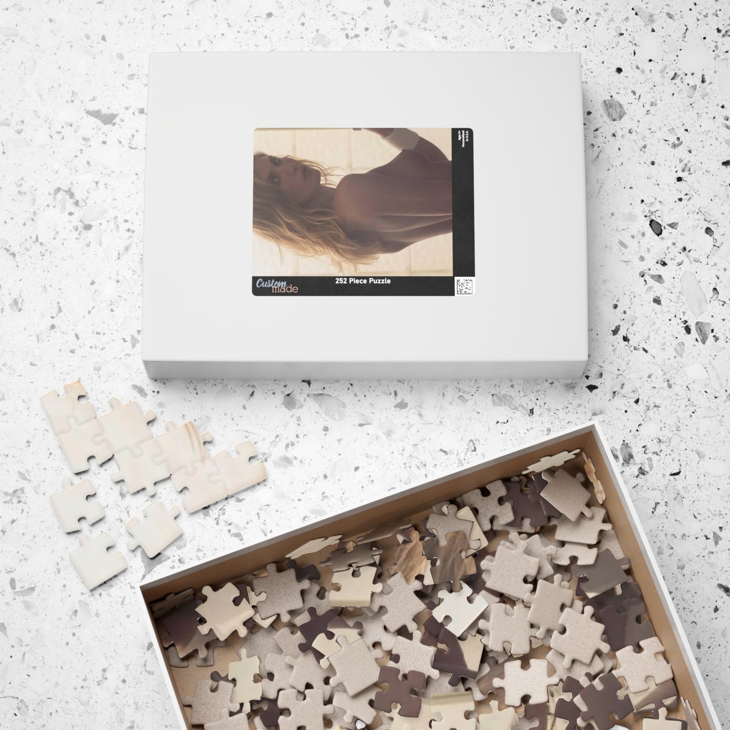 Puzzle (110, 252, 500, 1014-piece) Playboy Playmate May 2018 Shauna Sexton
