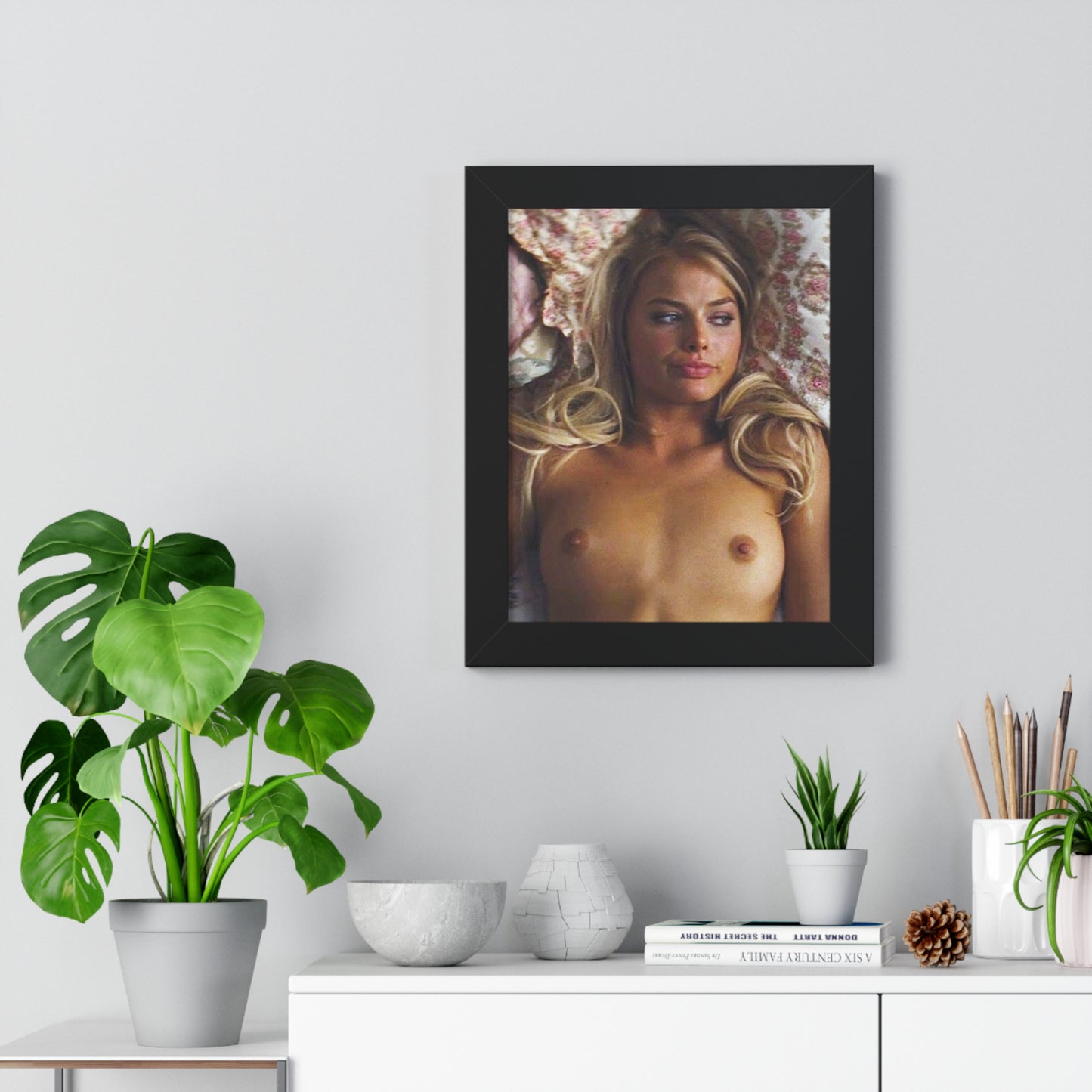 Framed Vertical Poster Margot Robbie Nude Wolf of Wallstreet