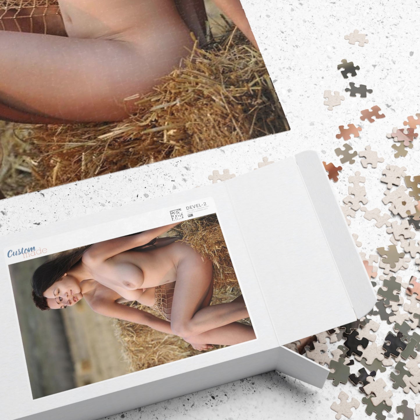 Puzzle (110, 252, 500, 1014-piece) Nude Girls in Hay Gazing Afar