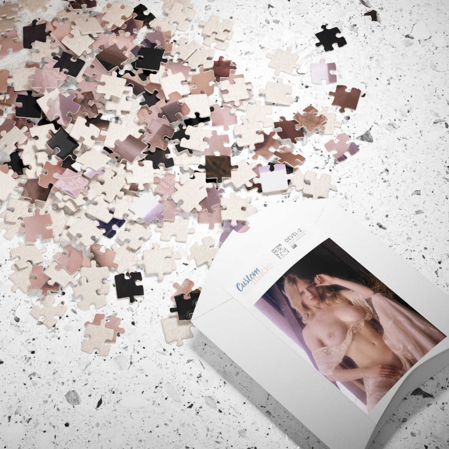 Puzzle (110, 252, 500, 1014-piece) Playboy Playmate October 1976 Hope Olson