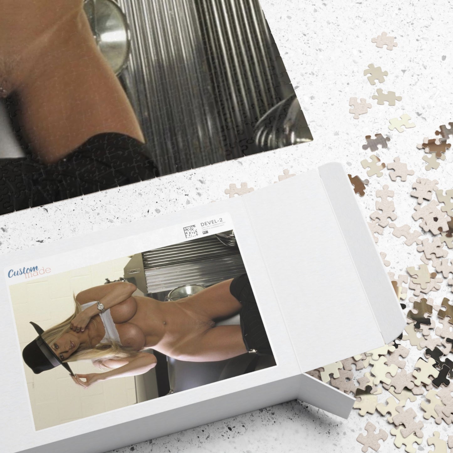 Puzzle (110, 252, 500, 1014-piece) Pornstar Jenna Jameson Nude