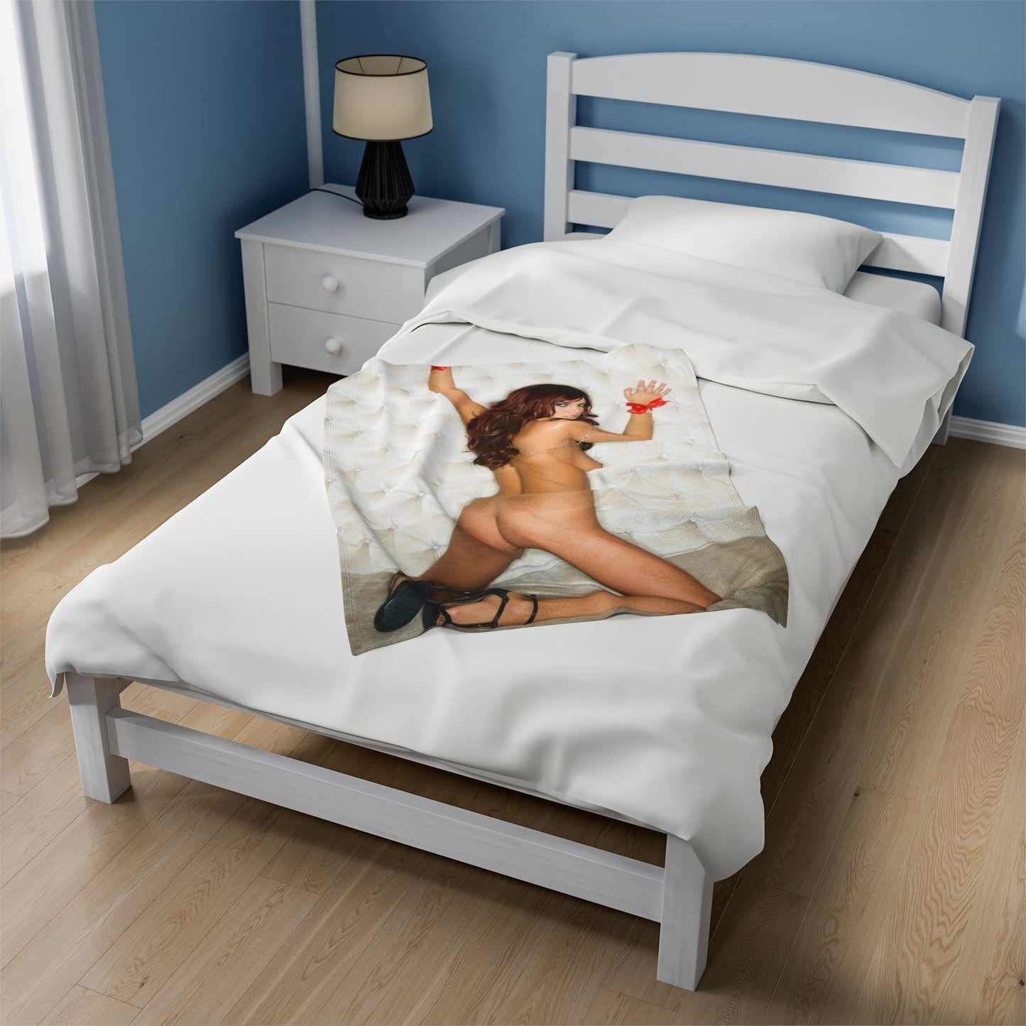 Velveteen Plush Blanket Penthouse Pet December 2009 Jayden Cole Nude