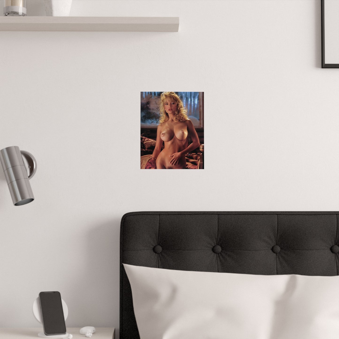 Satin Posters (210gsm) Playmate Suzi Simpson