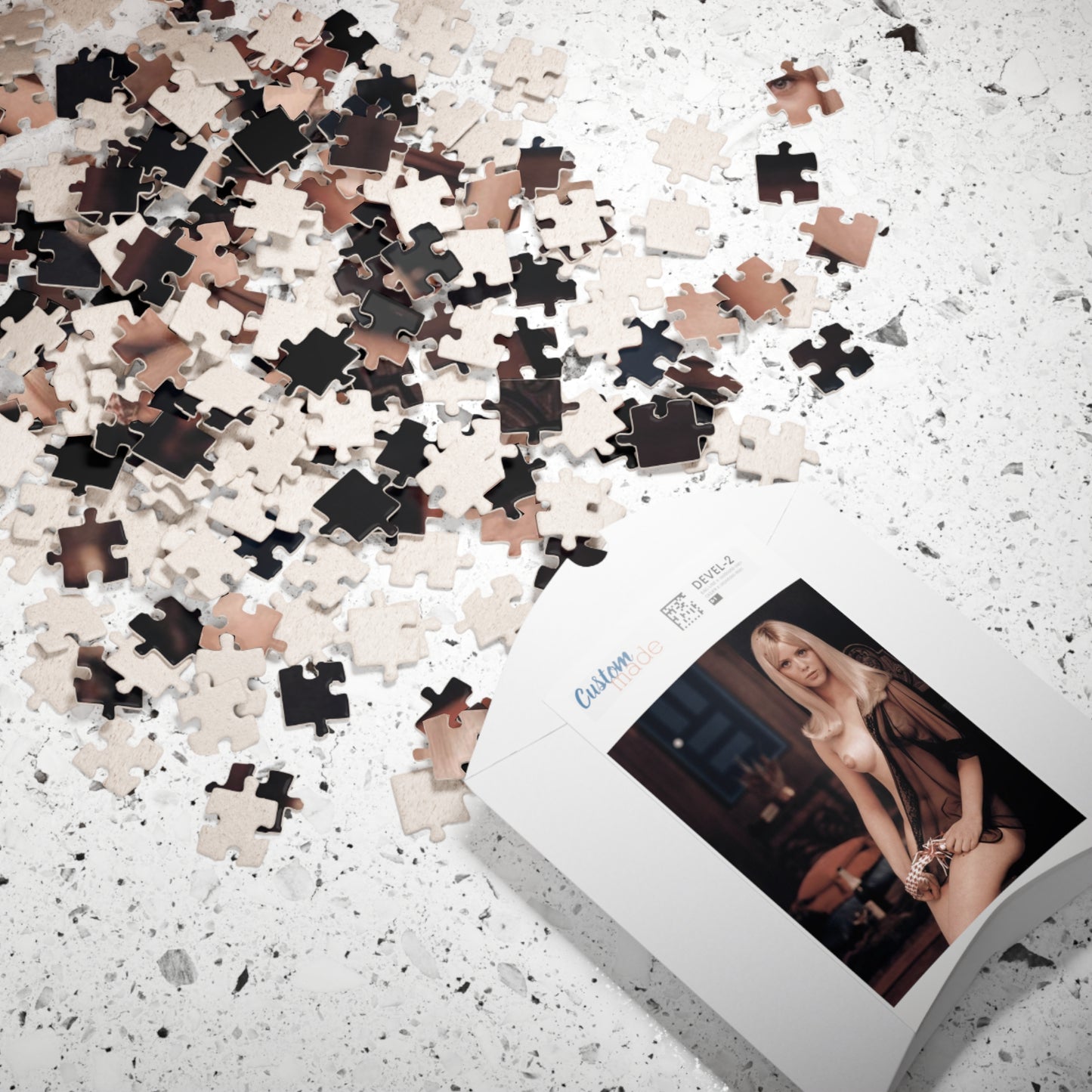 Puzzle (110, 252, 500, 1014-piece) Playboy Playmate January 1968 Connie Kreski