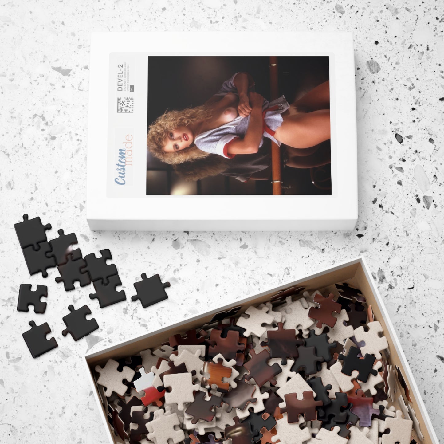 Puzzle (110, 252, 500, 1014-piece) Playboy Playmate April 1984 Lesa Ann Pedriana