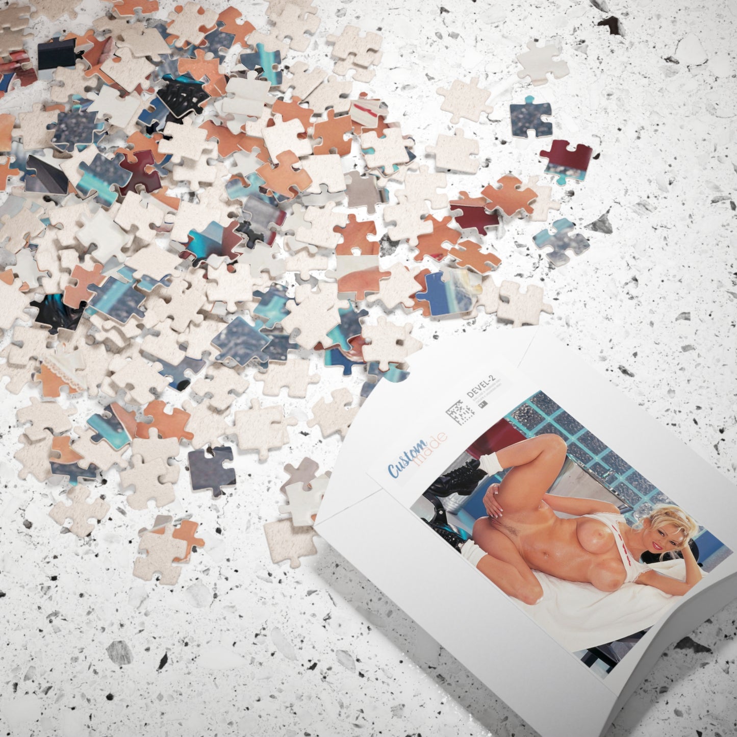 Puzzle (110, 252, 520, 1014-piece) Jenna Jameson