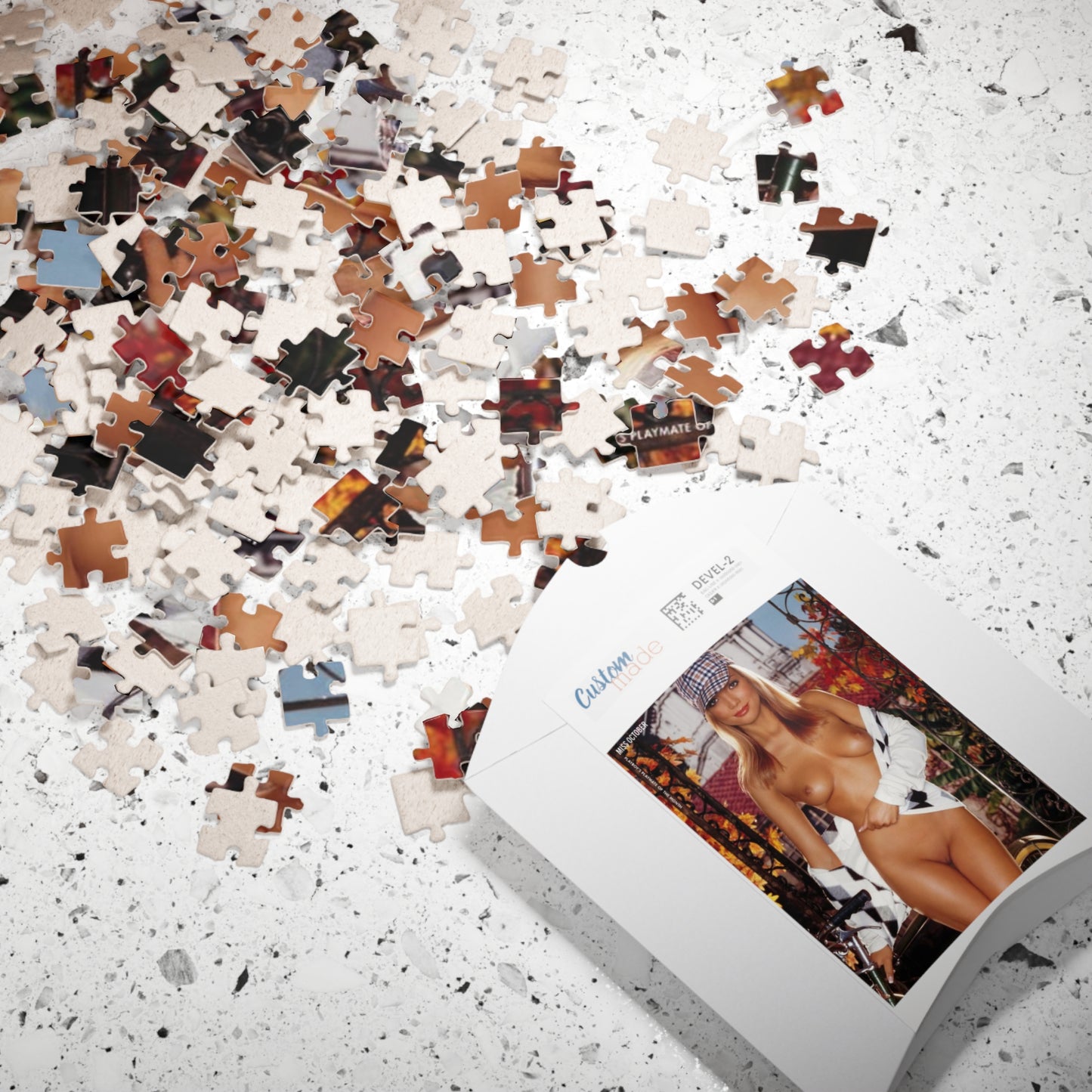 Puzzle (110, 252, 500, 1014-piece) Playmate October 2004 Kimberly Holland