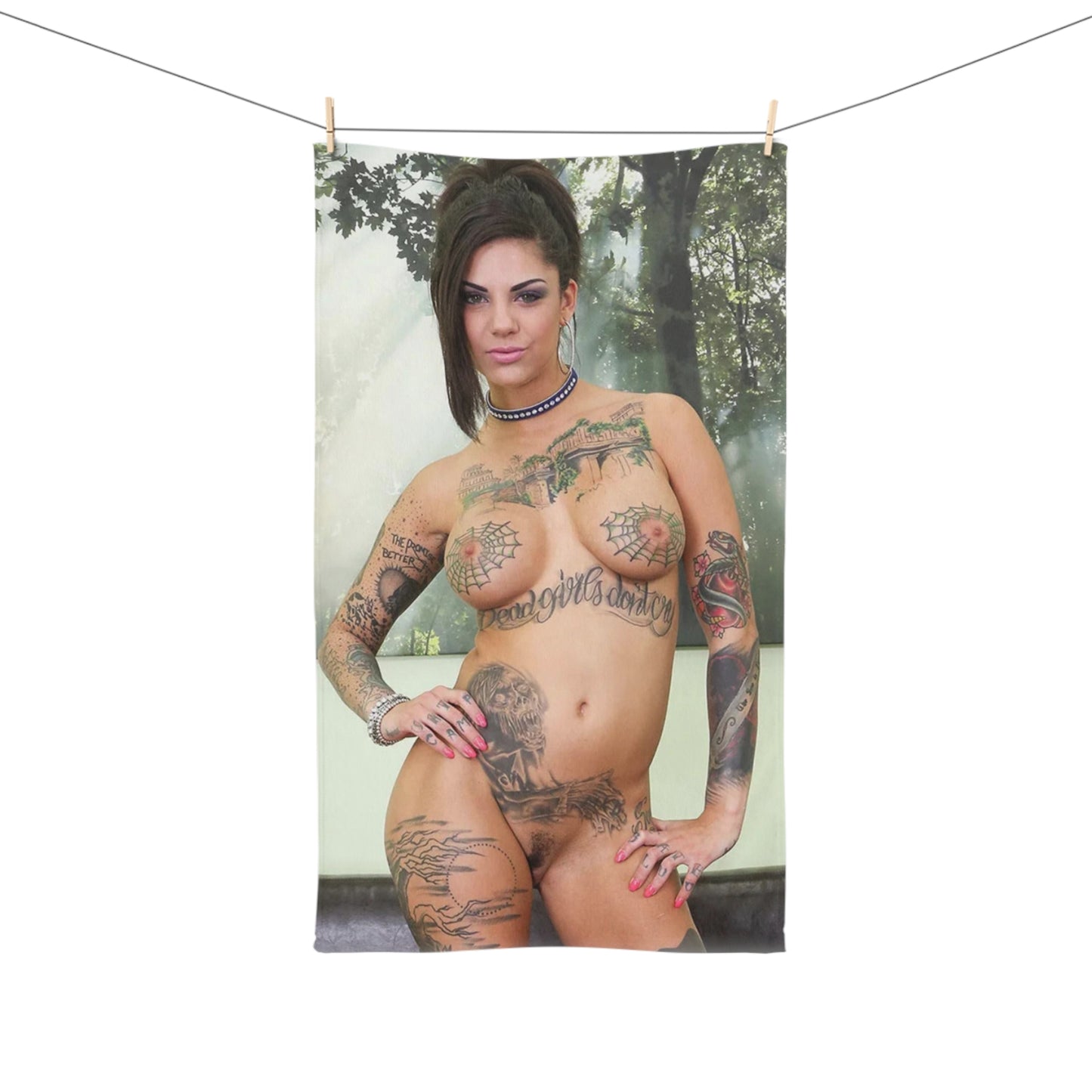 Hand Towel Pornstar Bonnie Rotten Nude