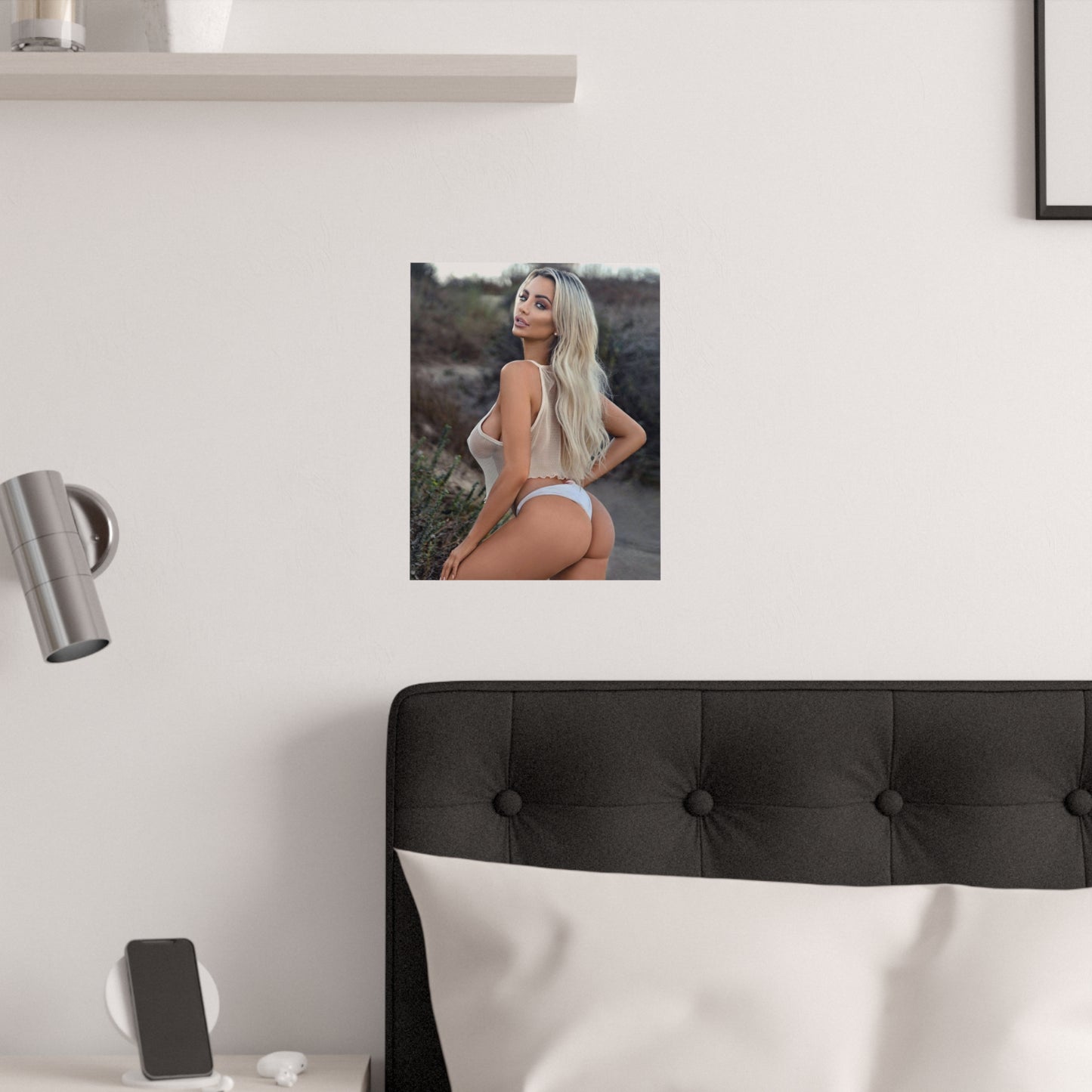 Satin Posters (210gsm) Lindsey Pelas
