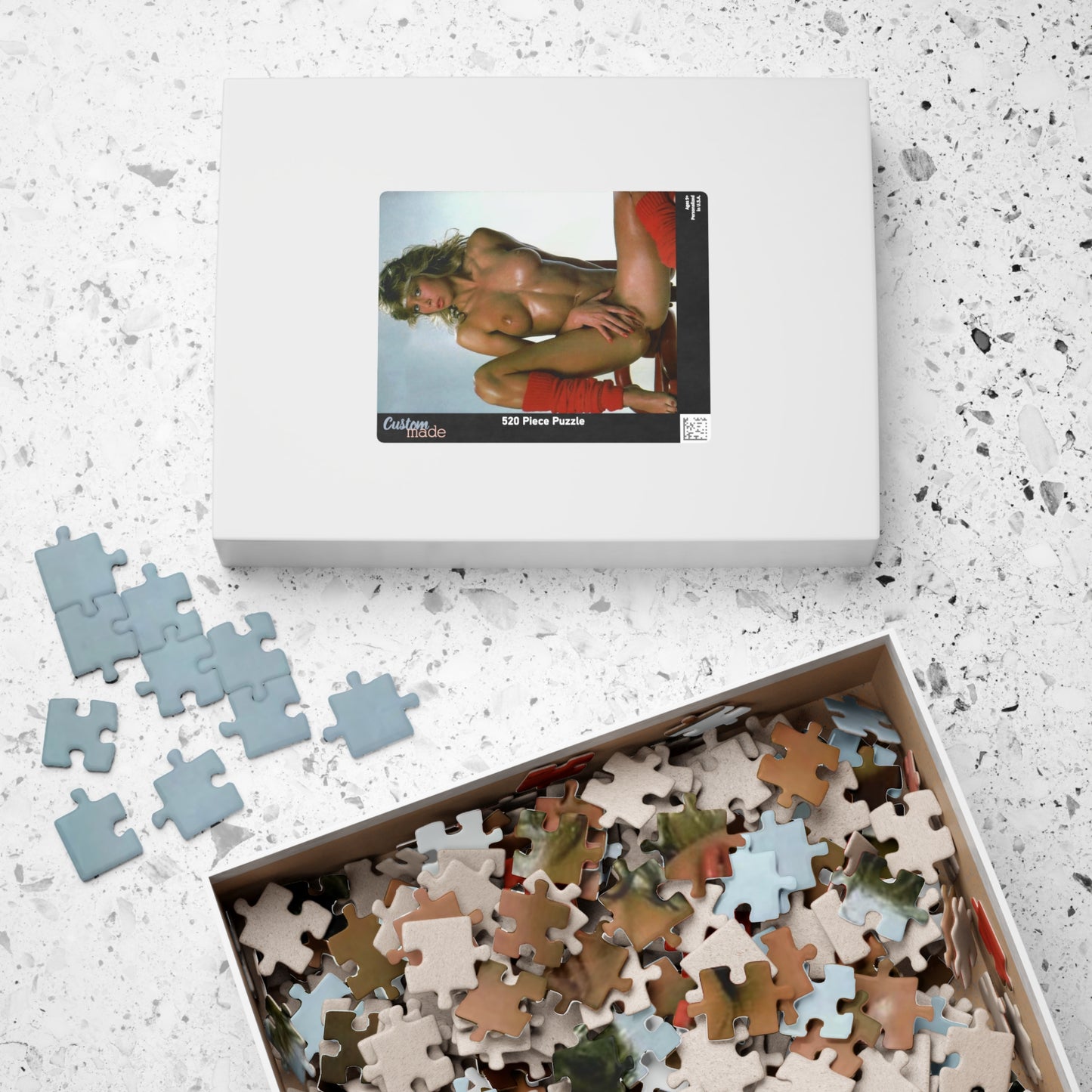 Puzzle (110, 252, 500, 1014-piece) Blondie Bee Nude