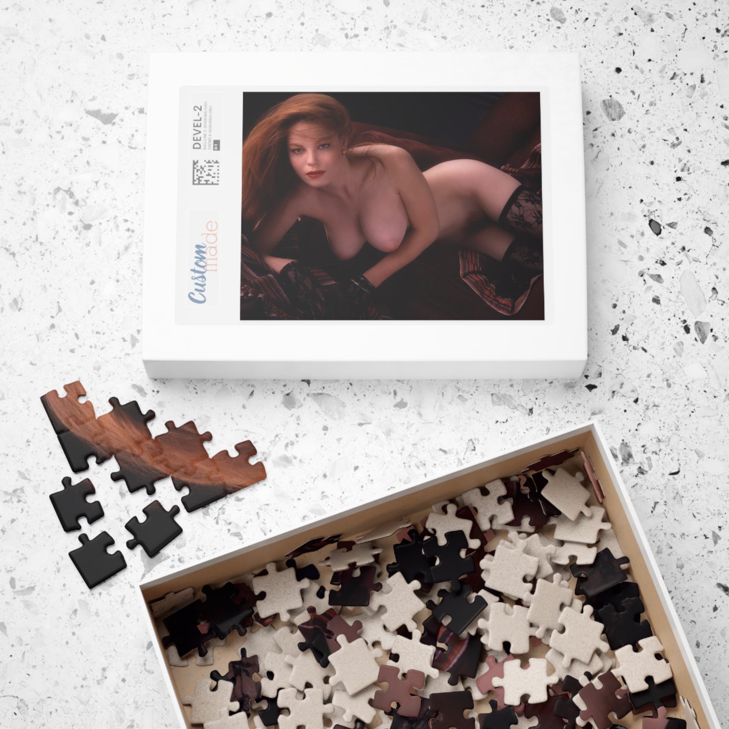 Puzzle (110, 252, 500, 1014-piece) Playboy Playmate Sept 1988 Laura Richmond